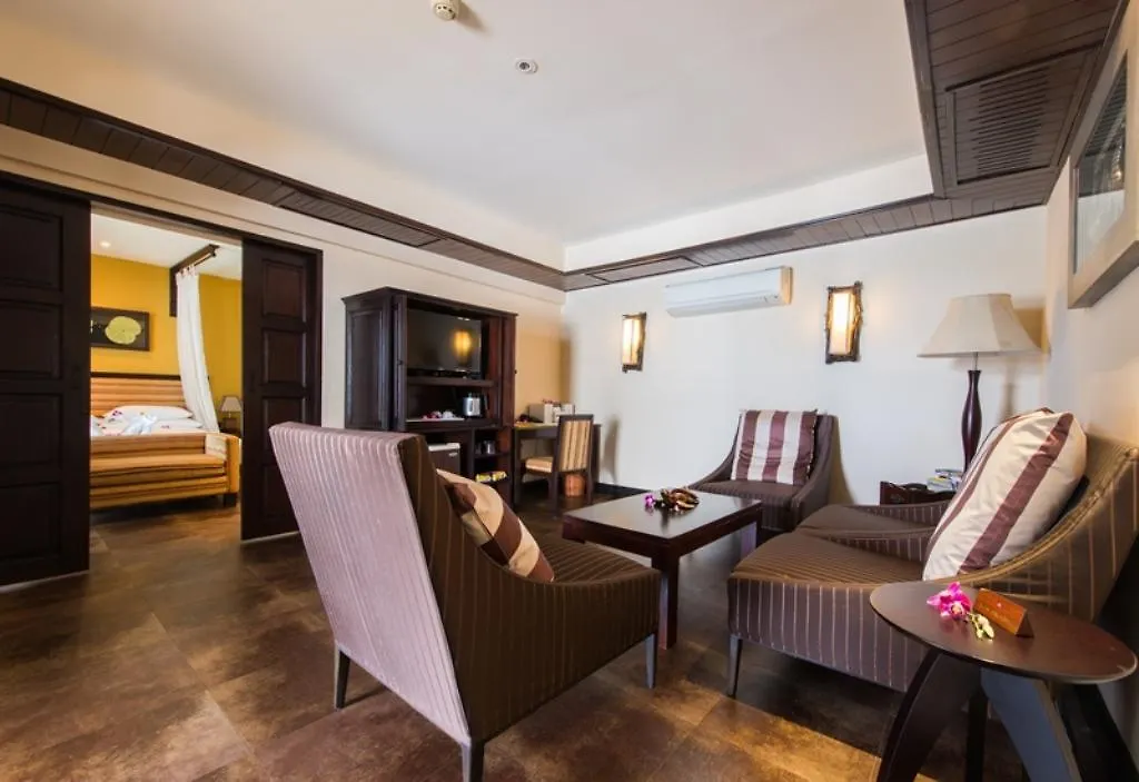 נאי טון ביץ' Andaman White Beach Resort - Sha Plus 4*, נאי טון ביץ' תאילנד