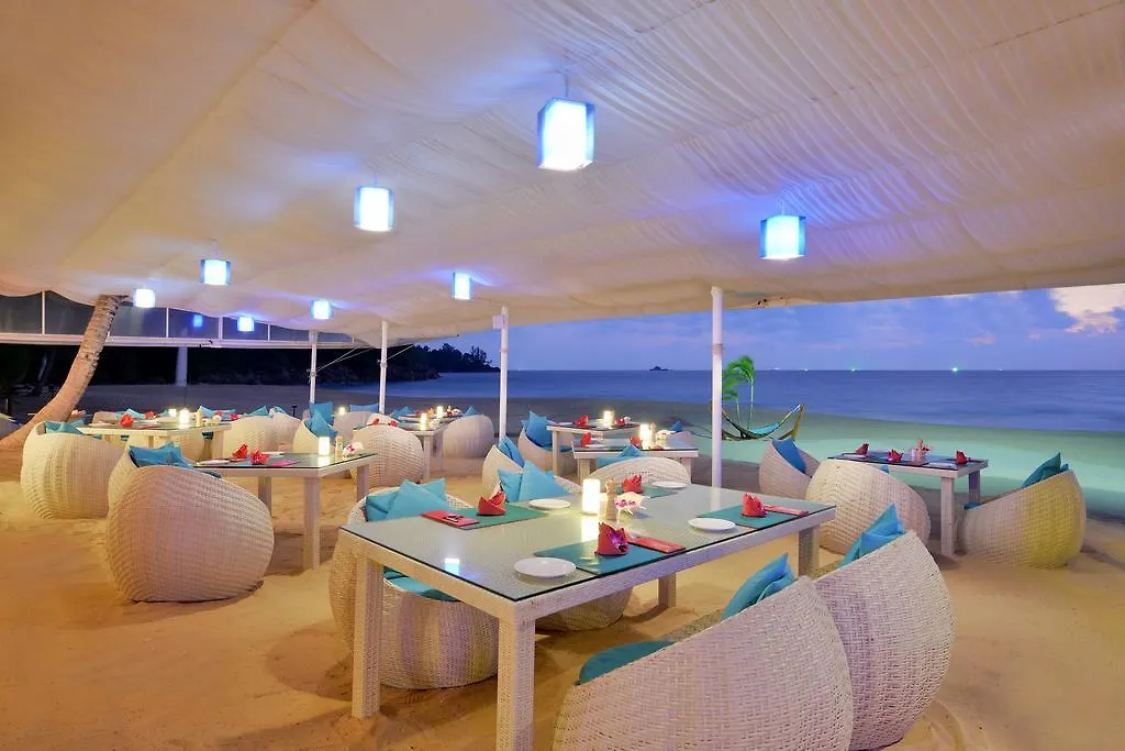 ****  Andaman White Beach Resort - Sha Plus Nai Thon Beach Tailândia